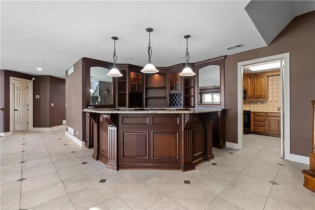 $1,475,000 | 21310 East 34th Street, Independence, MO 64057