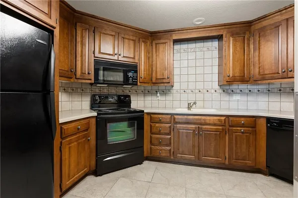 $1,450,000 | 21310 East 34th Street, Independence, MO 64057