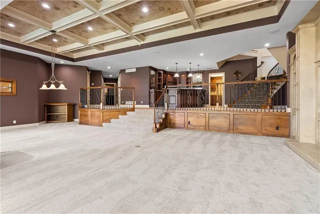 $1,475,000 | 21310 East 34th Street, Independence, MO 64057