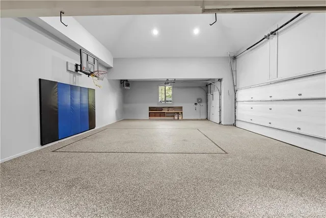 $1,475,000 | 21310 East 34th Street, Independence, MO 64057