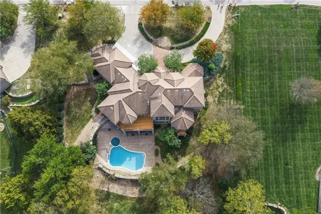 $1,475,000 | 21310 East 34th Street, Independence, MO 64057