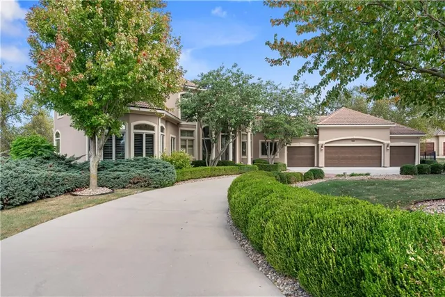 $1,475,000 | 21310 East 34th Street, Independence, MO 64057