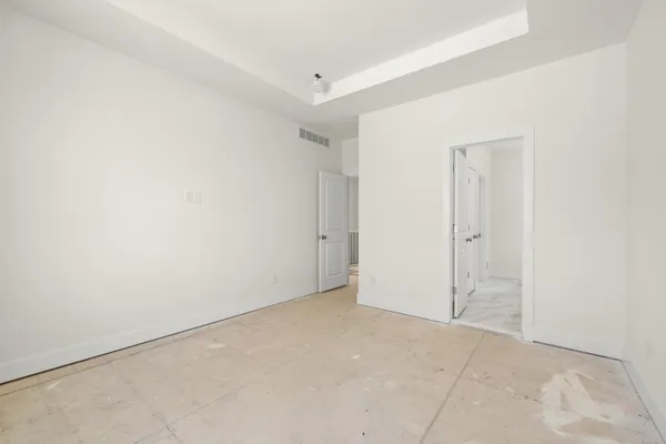 $389,900 | 31610 Beaver Circle, New Boston, MI 48164