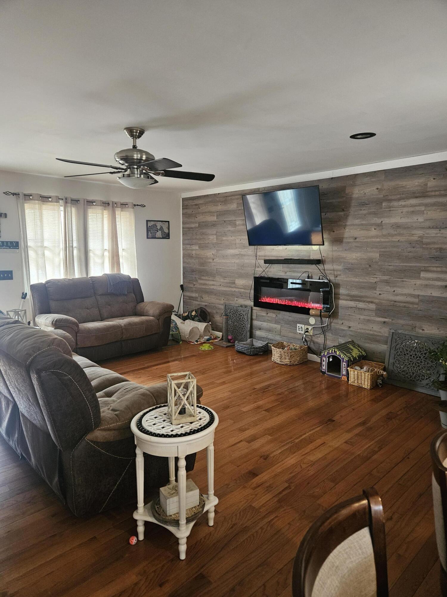 4309 Cherry Lane Church Road East Stroudsburg, PA 18301 - Photo 8 of 20 20250322_135726