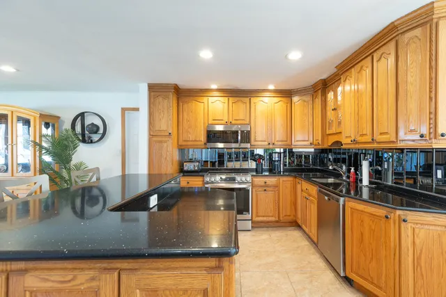 $749,999 | 84 Riverside Avenue, Mastic Beach, NY 11951