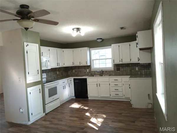 $89,900 | 339 West Caster Street, Dexter, MO 63841