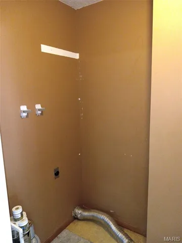 $114,900 | 339 West Caster Street, Dexter, MO 63841