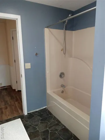 $114,900 | 339 West Caster Street, Dexter, MO 63841