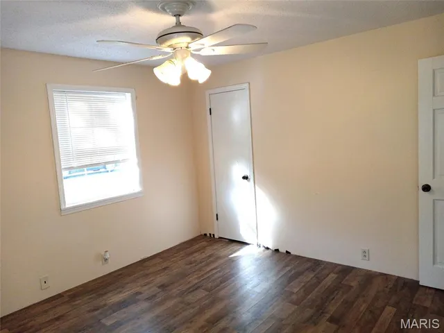 $114,900 | 339 West Caster Street, Dexter, MO 63841