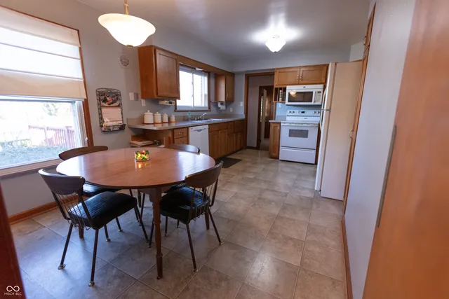 $325,000 | 350 East Edgewood Avenue, Indianapolis, IN 46227