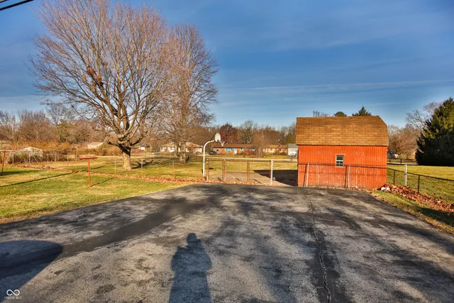 $325,000 | 350 East Edgewood Avenue, Indianapolis, IN 46227