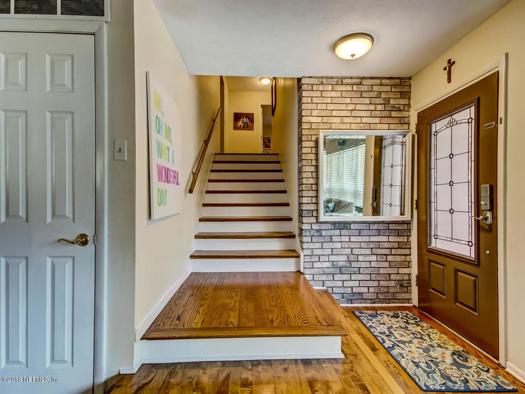1920 River Bluff Road North Jacksonville, FL 32211 - Photo 12 of 42 Entry Stairway