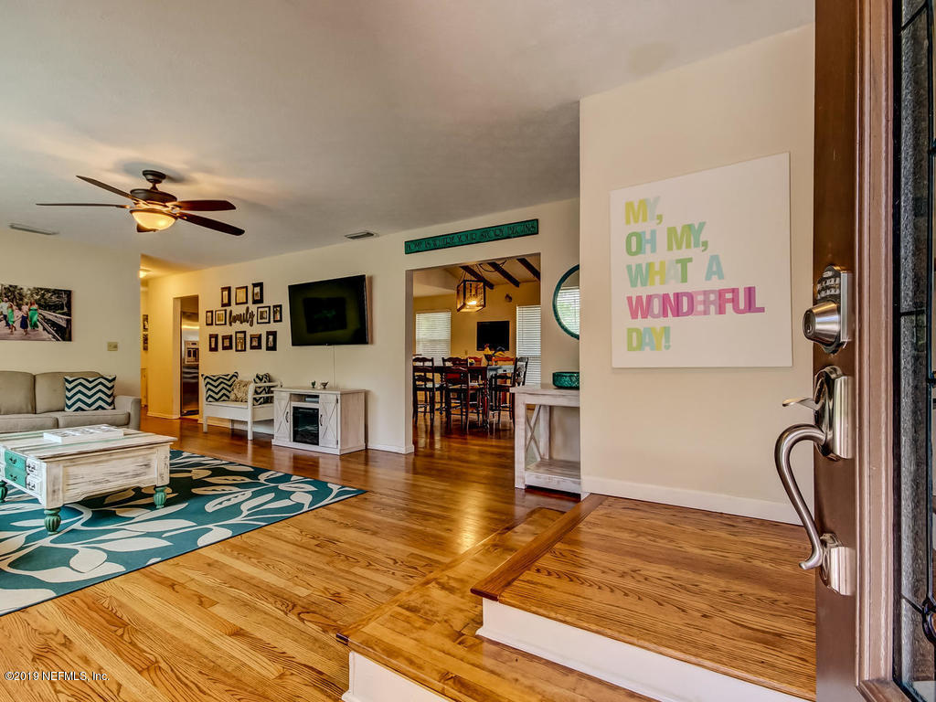 1920 River Bluff Road North Jacksonville, FL 32211 - Photo 2 of 42 Foyer
