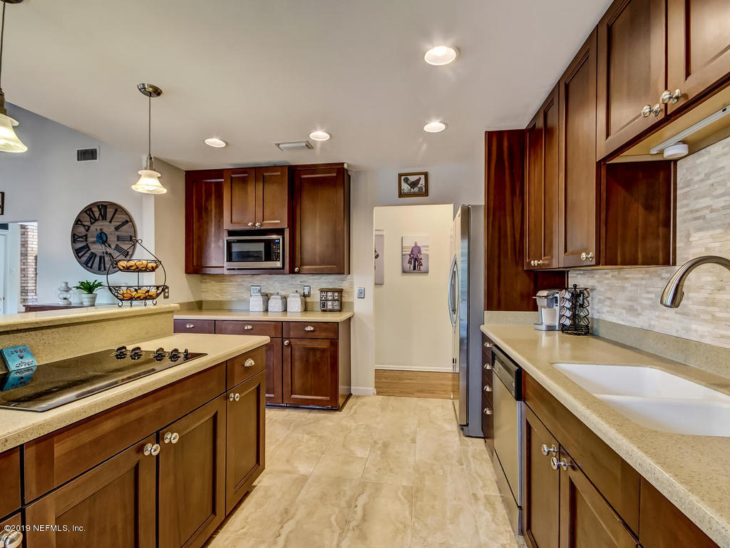 1920 River Bluff Road North Jacksonville, FL 32211 - Photo 3 of 42 Kitchen