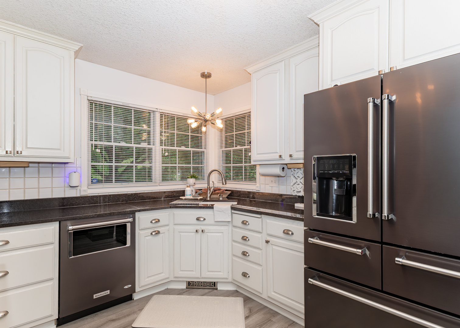 2709 8th St Court Moline, IL 61265 - Photo 4 of 44