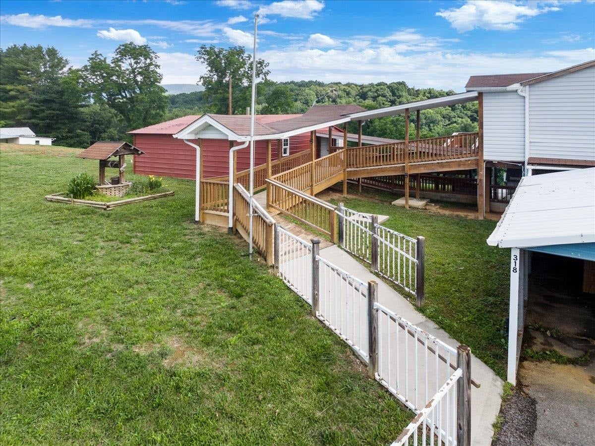 318 Sunny Ridge Road Pearisburg, VA 24134 - Photo 8 of 46 Gallery Image 8