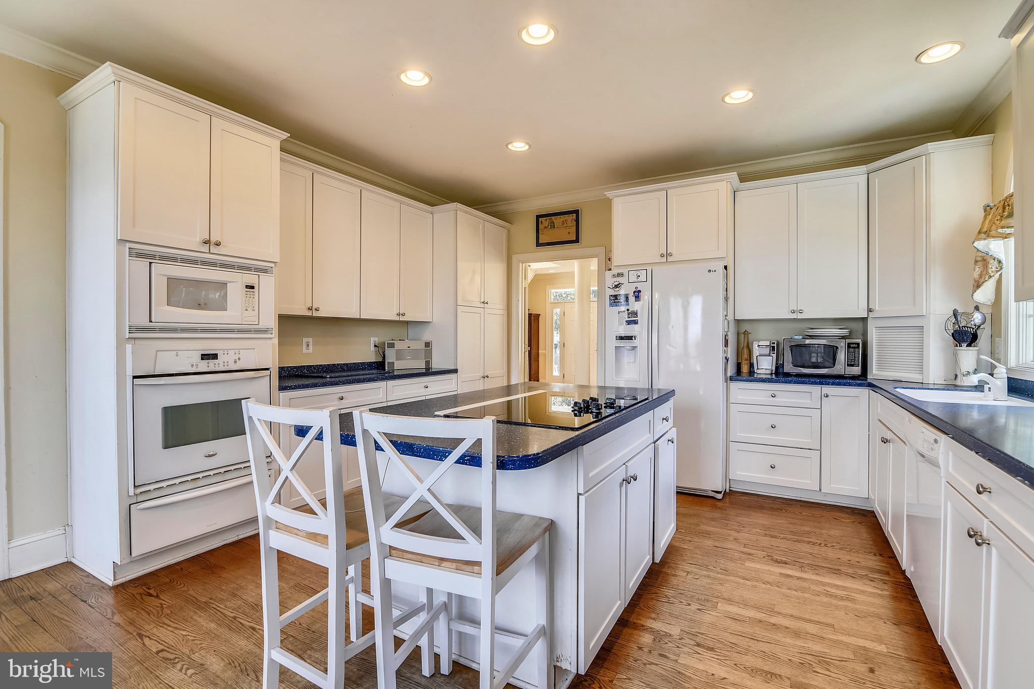 331 Thorsby Road Annapolis, MD 21405 - Photo 14 of 57 Kitchen - Island