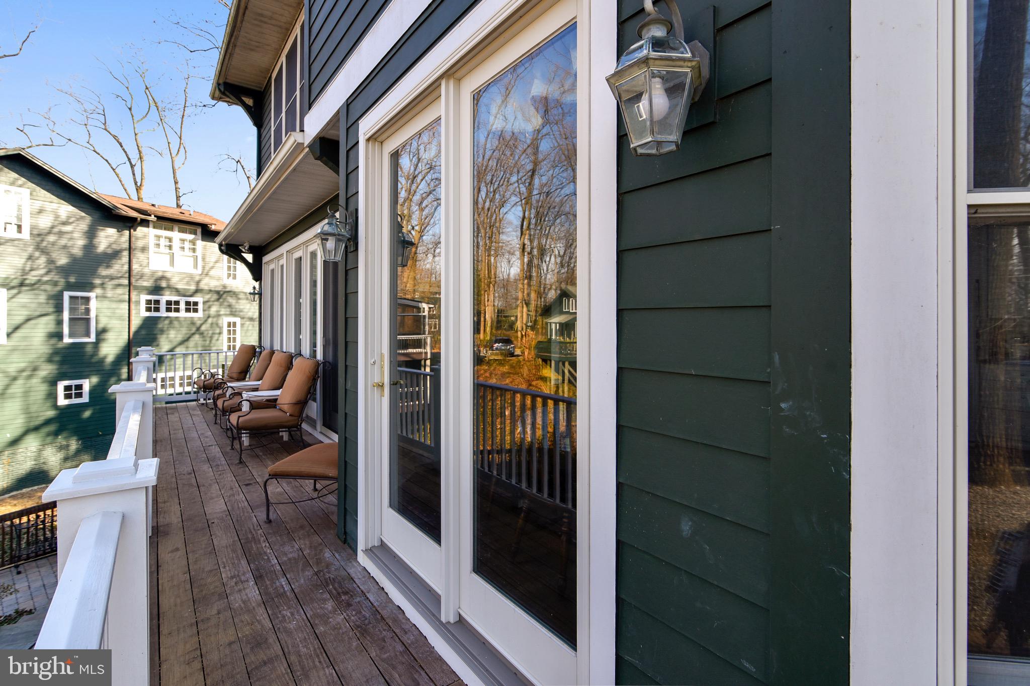 331 Thorsby Road Annapolis, MD 21405 - Photo 5 of 57 Deck