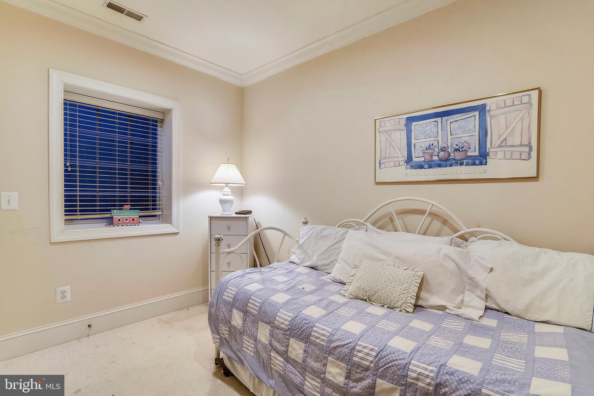 331 Thorsby Road Annapolis, MD 21405 - Photo 46 of 57 Bedroom