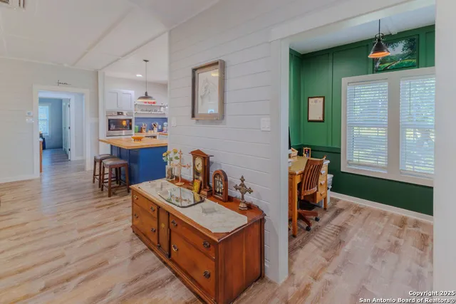 $750,000 | 872 Oak Drive, Blanco, TX 78606