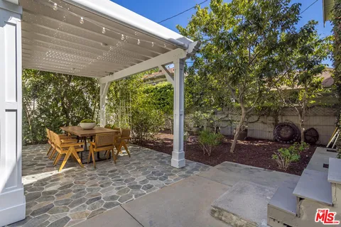 $3,395,000 | 1601 North Curson Avenue, Los Angeles, CA 90046
