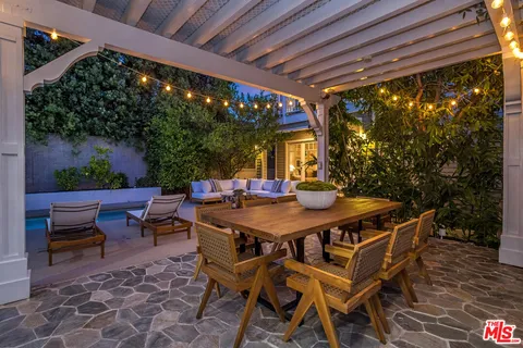 $3,395,000 | 1601 North Curson Avenue, Los Angeles, CA 90046