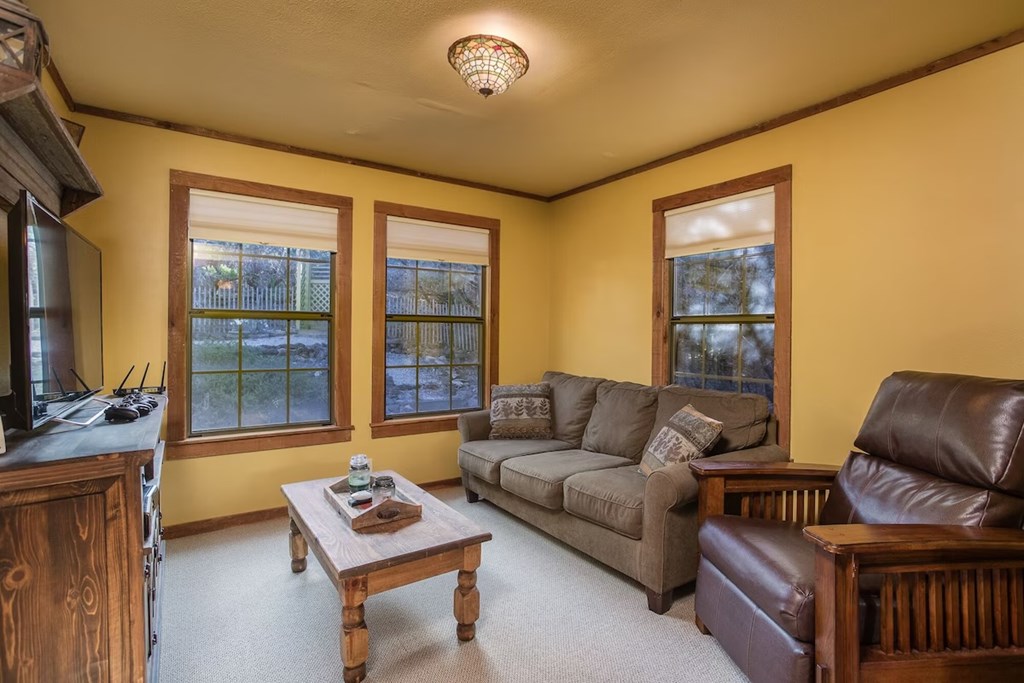 184 Marymeade Drive Hunt, TX 78024 - Photo 15 of 47