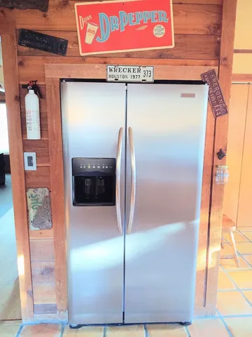 $469,000 | 184 Marymeade Drive, Hunt, TX 78024