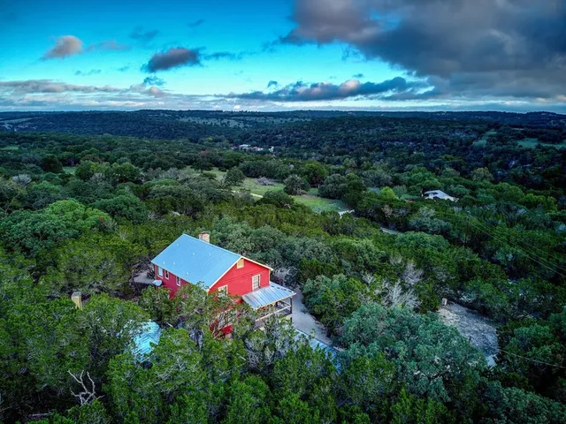 $469,000 | 184 Marymeade Drive, Hunt, TX 78024