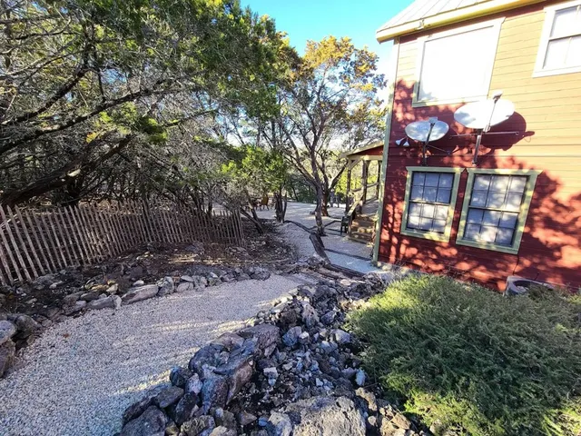 $469,000 | 184 Marymeade Drive, Hunt, TX 78024