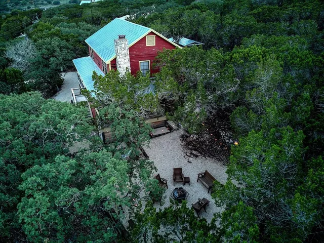 $469,000 | 184 Marymeade Drive, Hunt, TX 78024