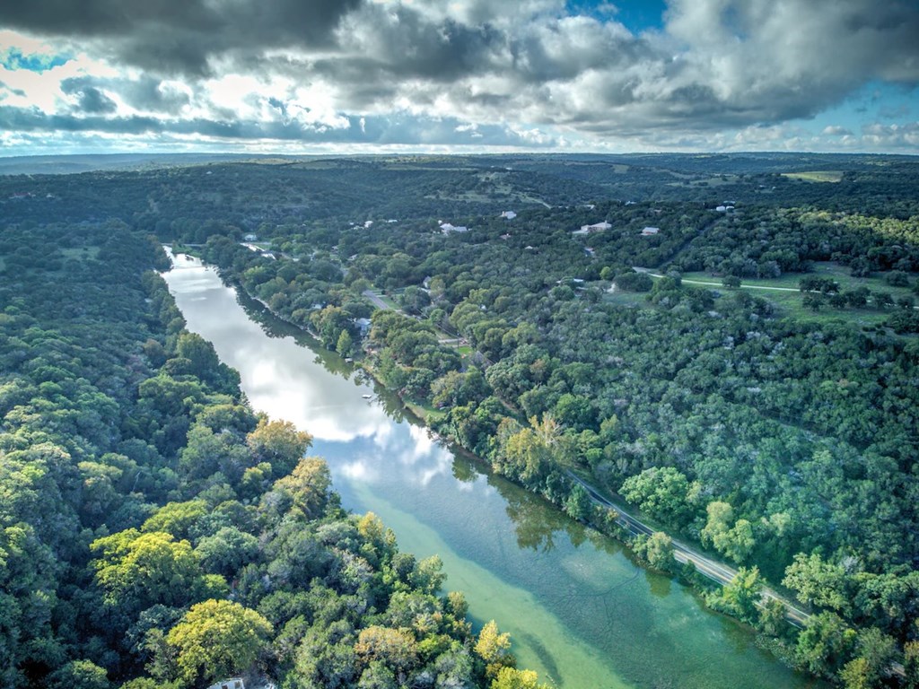 184 Marymeade Drive Hunt, TX 78024 - Photo 6 of 47