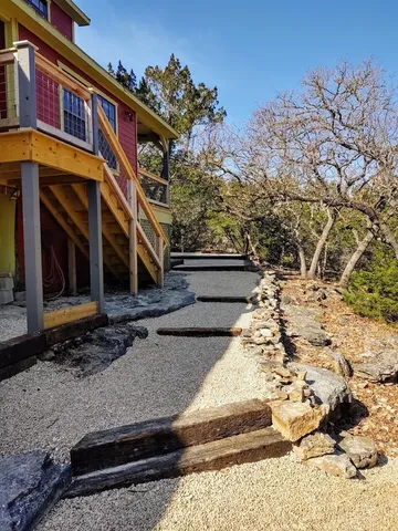 $469,000 | 184 Marymeade Drive, Hunt, TX 78024