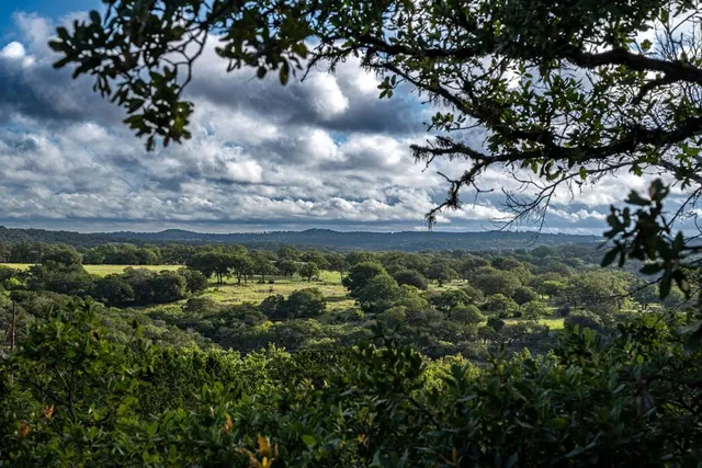 $469,000 | 184 Marymeade Drive, Hunt, TX 78024