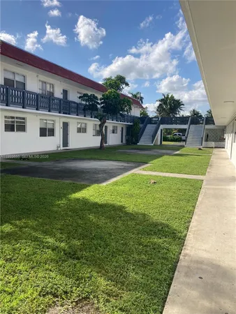 $1,750 | 111 Northwest 152nd Street, Unit 21, Miami, FL 33169
