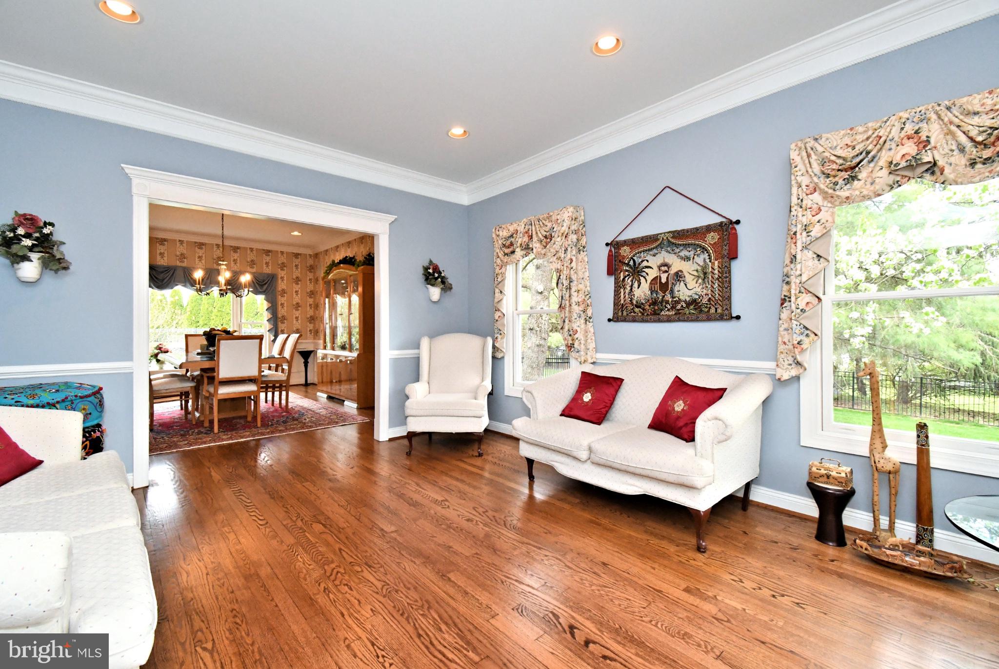 112 South Mennonite Road Collegeville, PA 19426 - Photo 16 of 131 Charming living space with elegant decor.