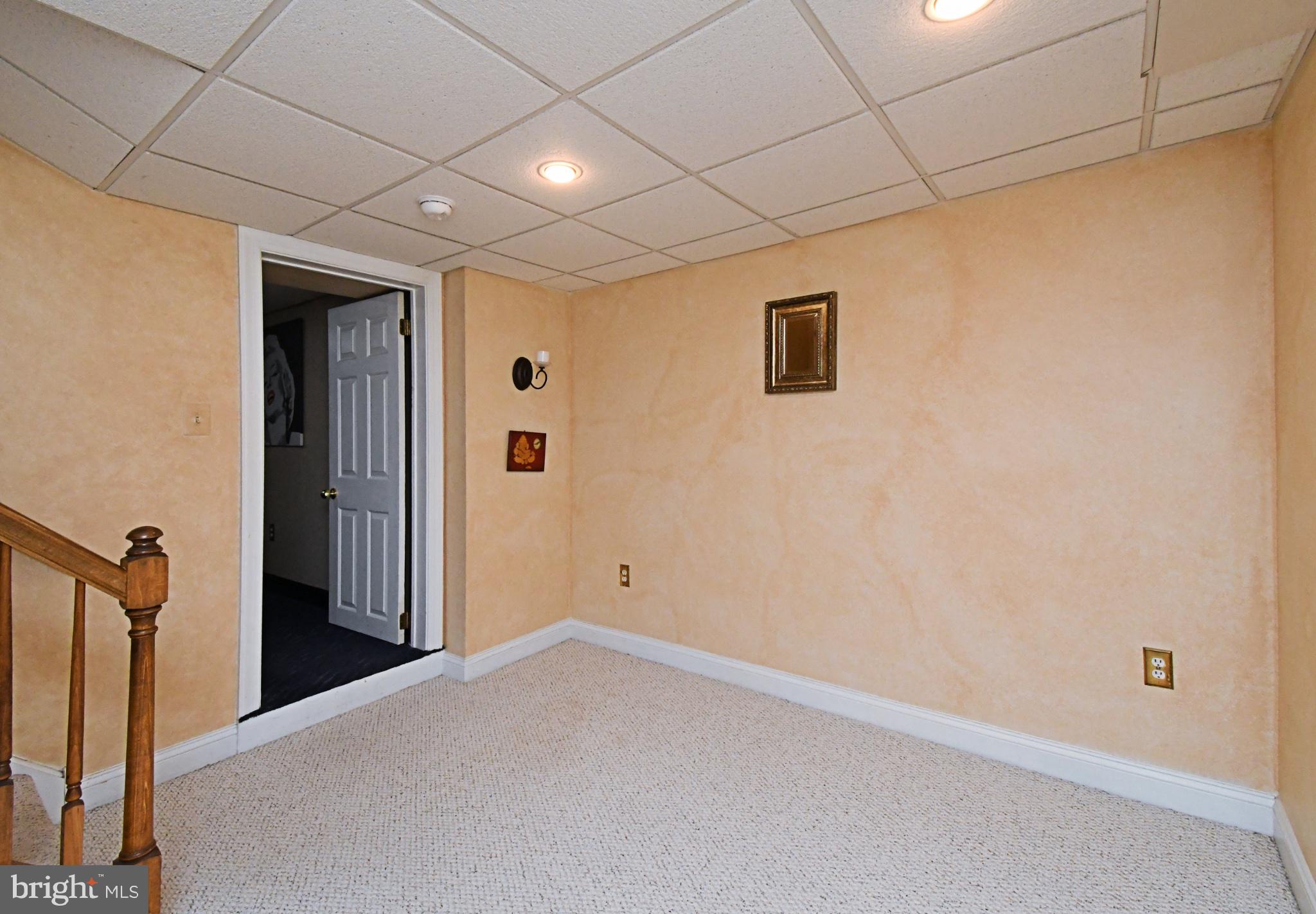 112 South Mennonite Road Collegeville, PA 19426 - Photo 95 of 131 Versatile space with warm tones.