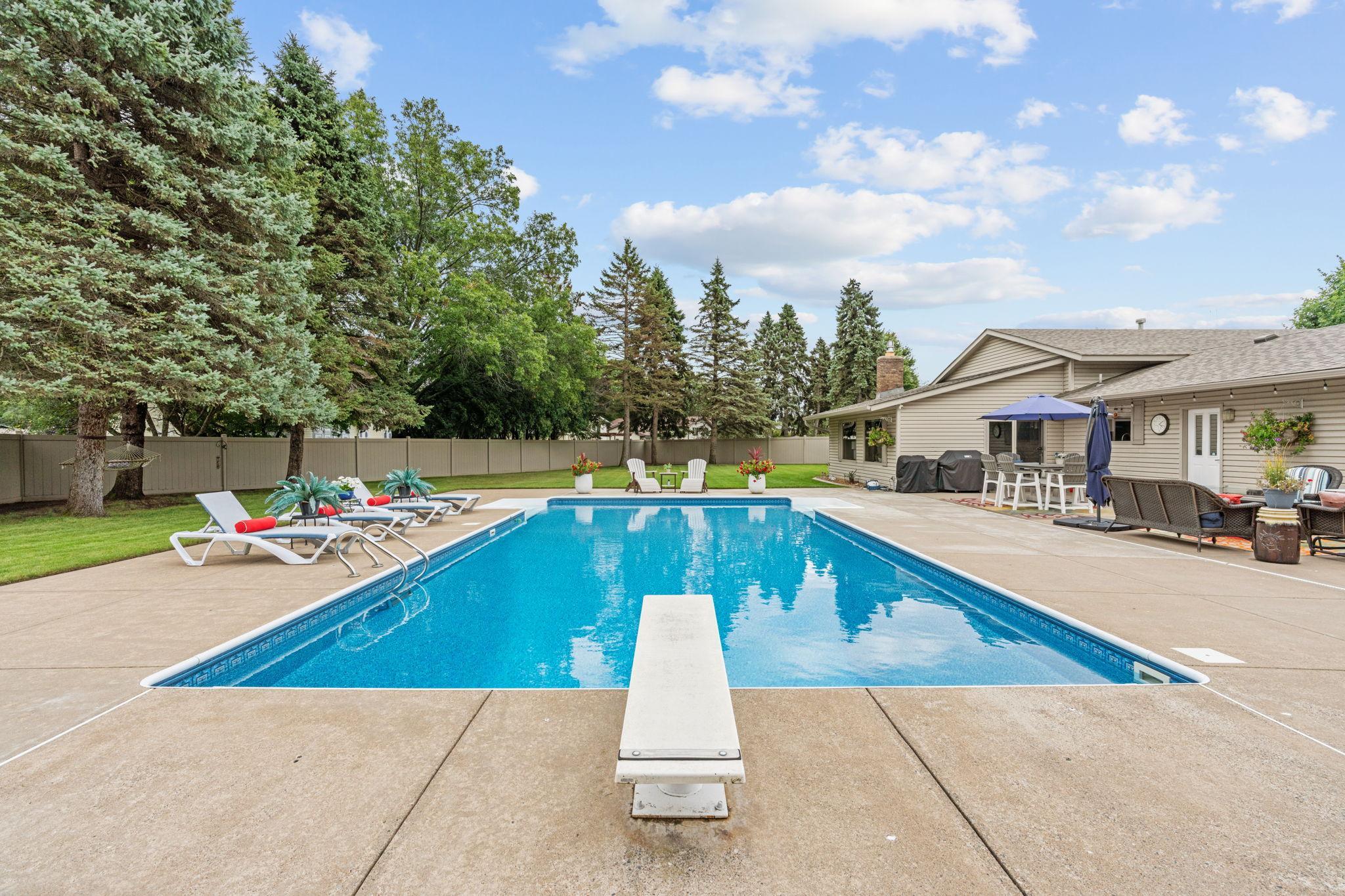 4760 Larson Road Shoreview, MN 55126 - Photo 60 of 75 Gallery Image 60