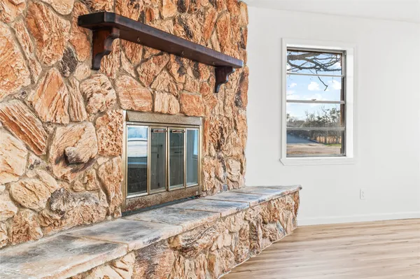$389,000 | 15903 Hickory Bend Drive, Alvin, TX 77511