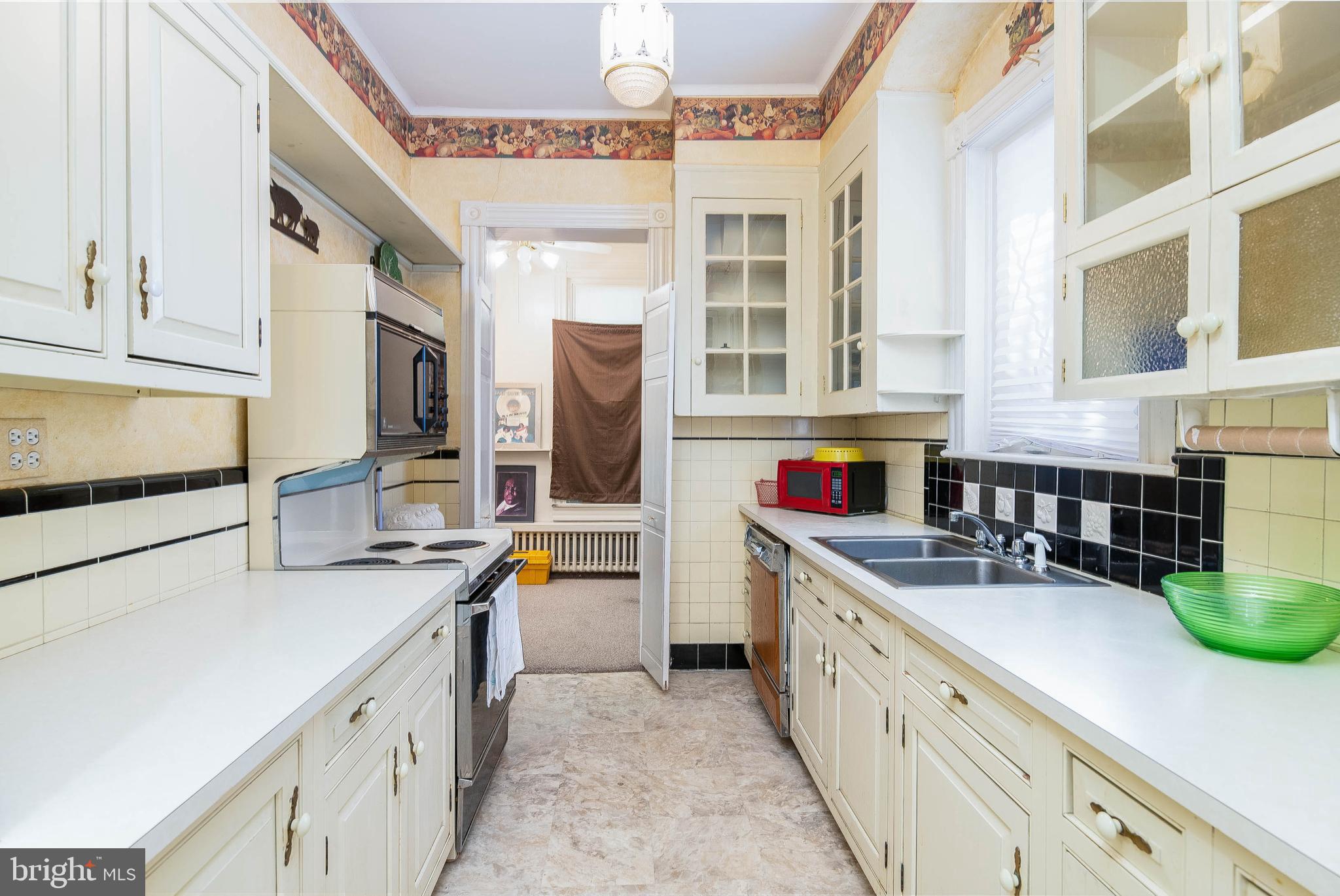 1311 Mineral Spring Road Reading, PA 19602 - Photo 9 of 35 Gallery Image 9