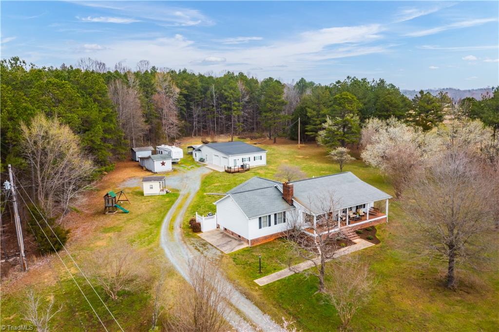 351 Fred Miller Road Lexington, NC 27292 - Photo 5 of 44 Gallery Image 5