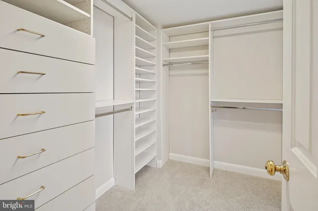 $749,000 | 10401 Grosvenor Place, Unit 1704, Rockville, MD 20852