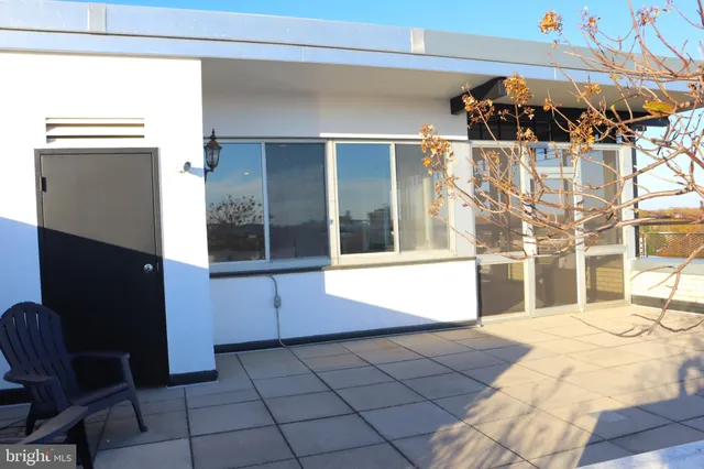 $749,000 | 10401 Grosvenor Place, Unit 1704, Rockville, MD 20852