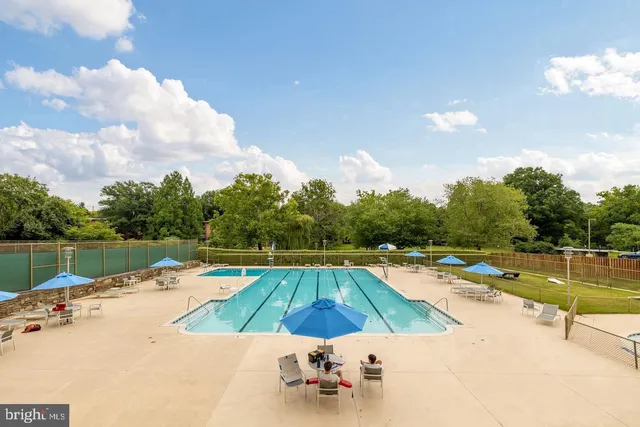 $749,000 | 10401 Grosvenor Place, Unit 1704, Rockville, MD 20852