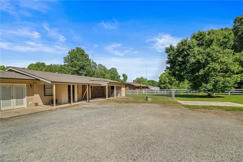 7287 Davis Country Road Randleman, NC 27317 - Photo 18 of 21