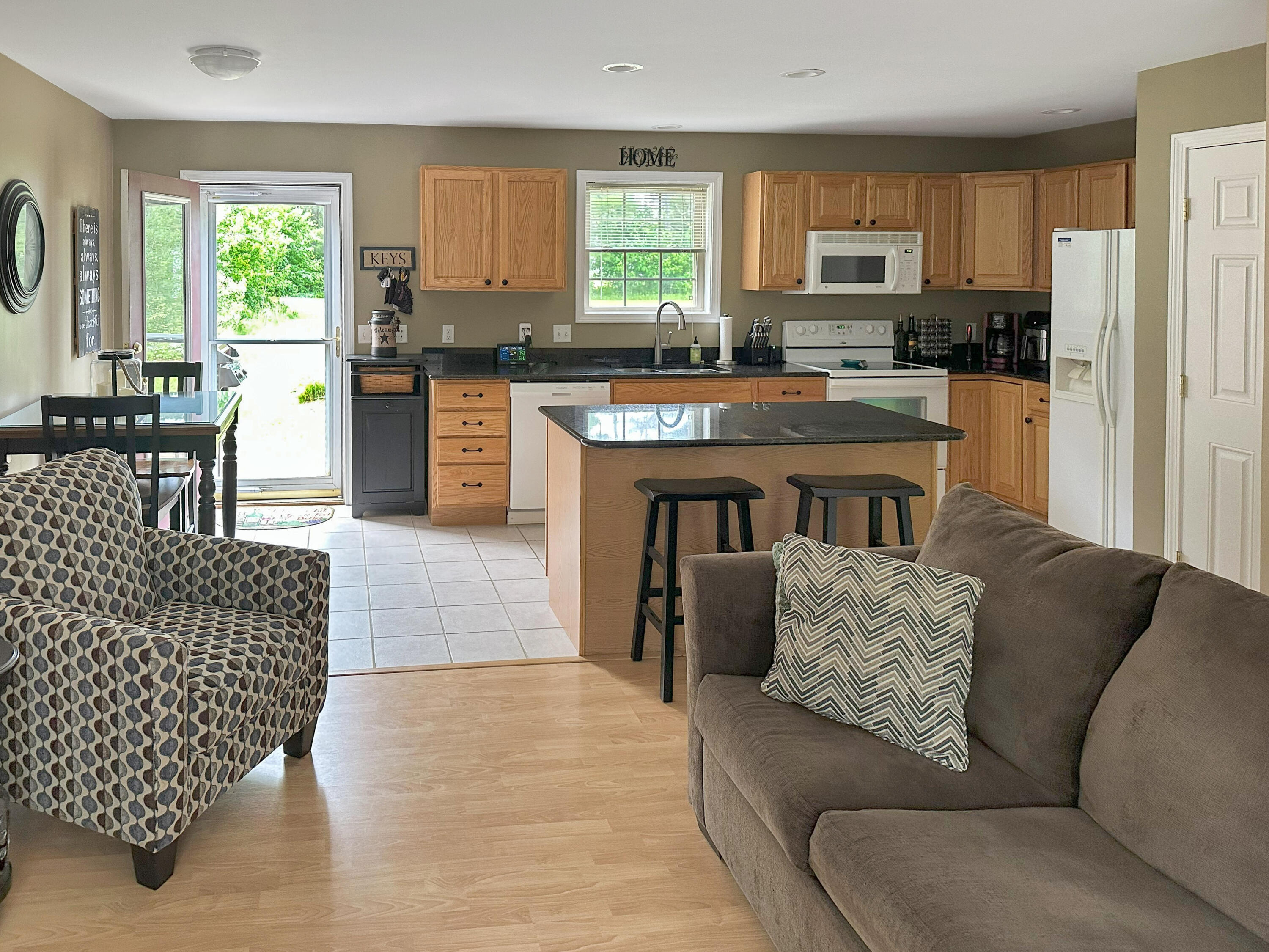 1016 State Street, Unit 7 Bangor, ME 04401 - Photo 4 of 19 4