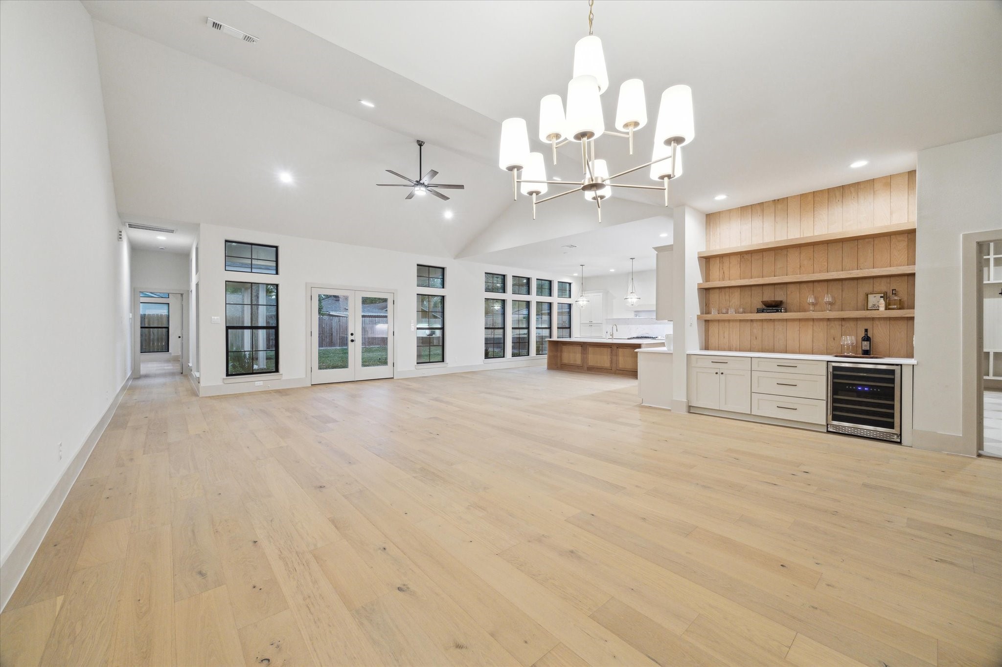 10303 Eddystone Drive Houston, TX 77043 - Photo 10 of 21 a view of kitchen and windows