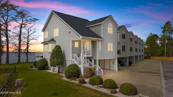 $650,000 | 102 Cypress Bay, Washington, NC 27889