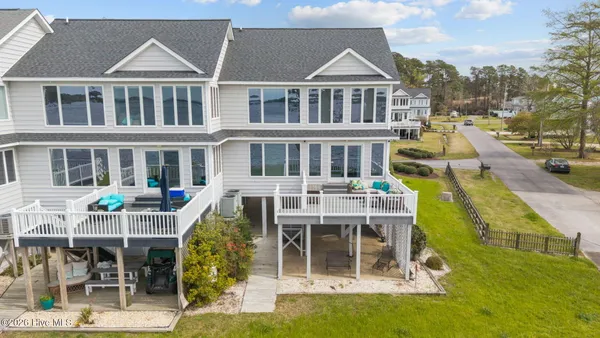 $650,000 | 102 Cypress Bay, Washington, NC 27889