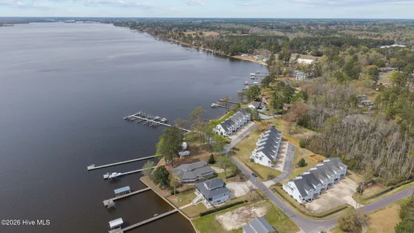 $650,000 | 102 Cypress Bay, Washington, NC 27889